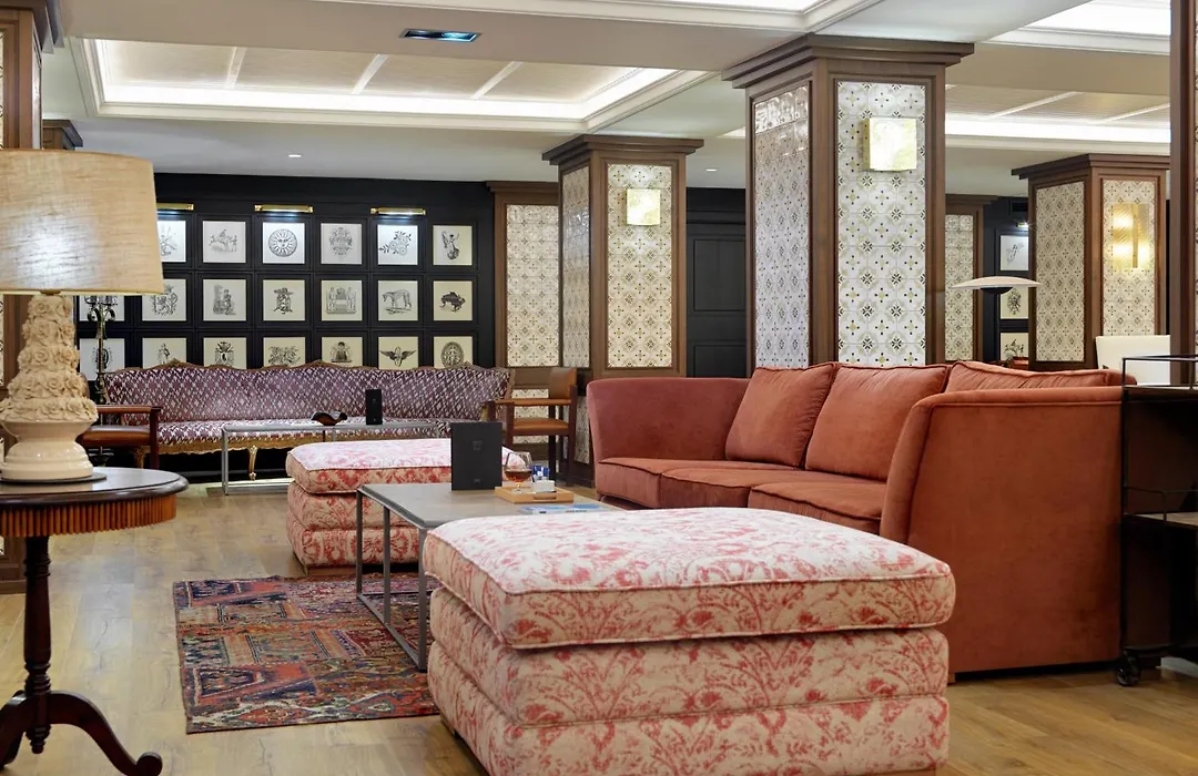H10 Corregidor Boutique Hotel-1